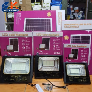 Đèn năng lượng mặt trời 100w.200w.400w
