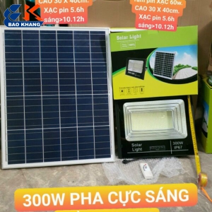 Đèn NLMT 300 W Sáng Mạnh