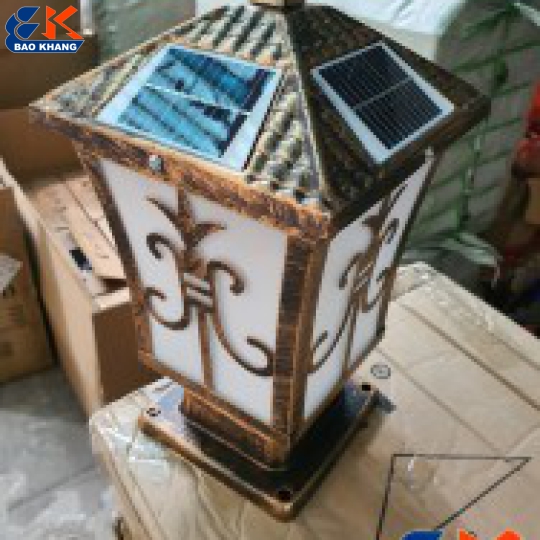 ĐÈN NLMT ĐÈN KIỂU LẮP TƯỜNG NHÀ,BIỆT THỰ SÂN VƯỜN,CÓ REMOTE ĐIỀU KHIỂN SÁNG TRẮNG HOẶC VÀNG TÙY THÍCH