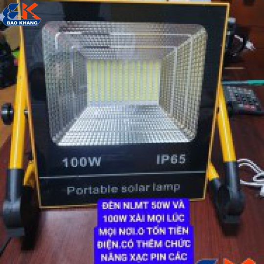 ĐÈN NLMT 100W XÀI NĂNG LƯỢNG MẶT TRỜI HOẶC CÓC XẠC 5V2A,ĐÈN XÁCH TAY XÀI MỌI LÚC MỌI NƠI